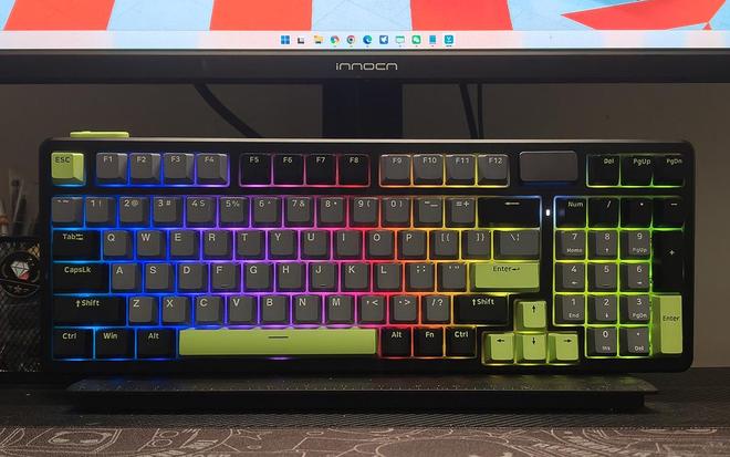 制化键盘？热插拔、RGB灯光全给你九游会网址是多少年轻人的第一把客(图3)